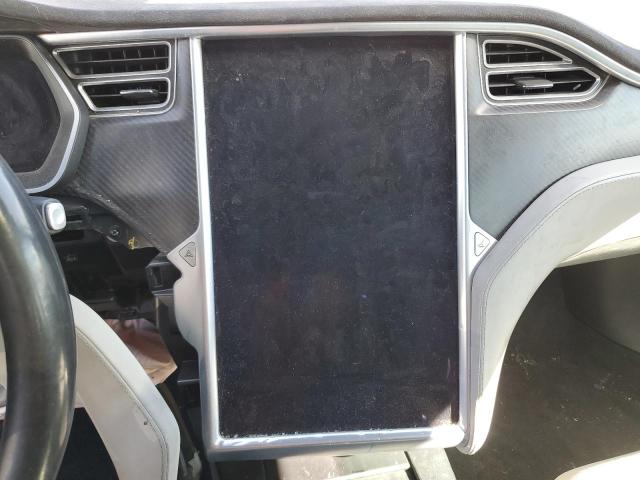 5YJSA1E22GF148863 - 2016 TESLA MODEL S GRAY photo 9