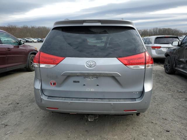 5TDYK3DC8DS394708 - 2013 TOYOTA SIENNA XLE SILVER photo 6