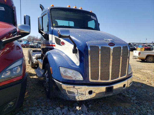 2017 PETERBILT 579, null