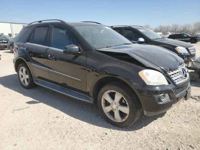 4JGBB8GB4BA626023 - 2011 MERCEDES-BENZ ML 350 4MATIC BLACK photo 4