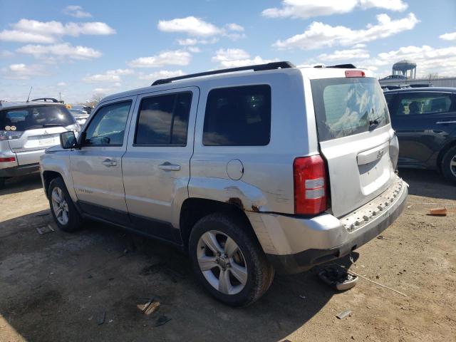 1C4NJPFB4DD137669 - 2013 JEEP PATRIOT LATITUDE SILVER photo 2