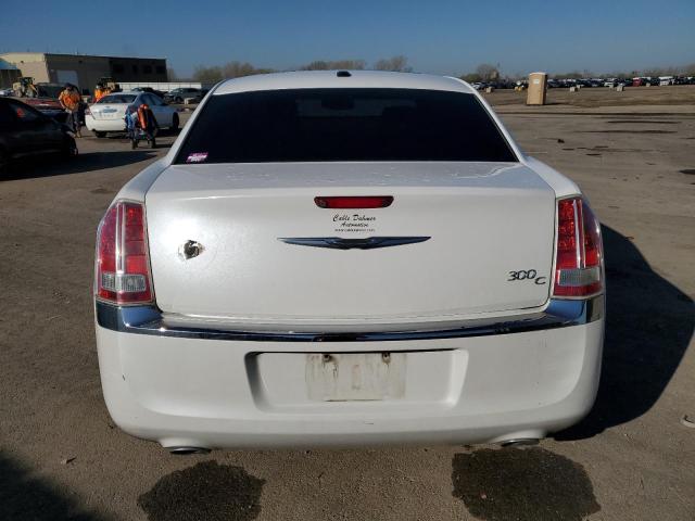 2C3CA6CT8BH536555 - 2011 CHRYSLER 300C WHITE photo 6