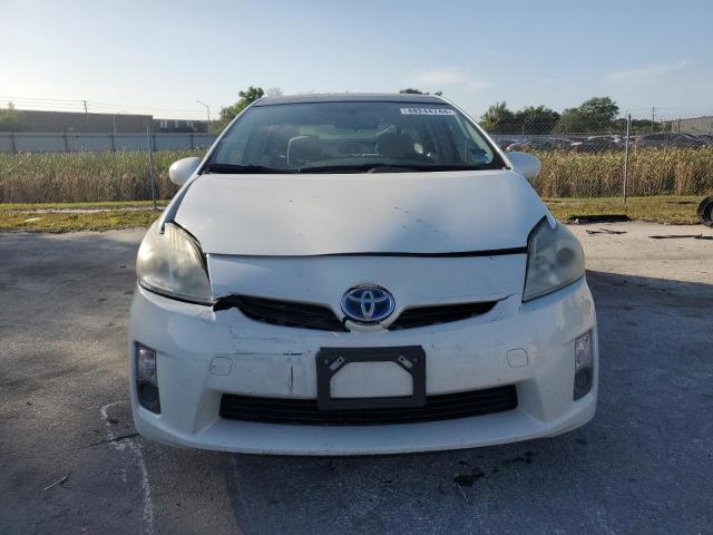 JTDKN3DU0A0067823 - 2010 TOYOTA PRIUS WHITE photo 5