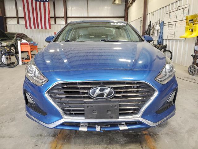 5NPE24AF8JH643081 - 2018 HYUNDAI SONATA SE BLUE photo 5