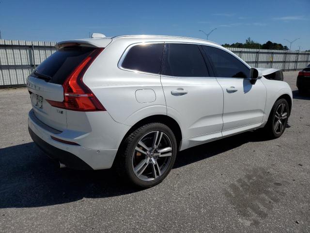 LYVA22RK3JB078209 - 2018 VOLVO XC60 T6 WHITE photo 3