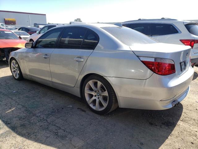 WBANB53506CP00920 - 2006 BMW 550 I SILVER photo 2