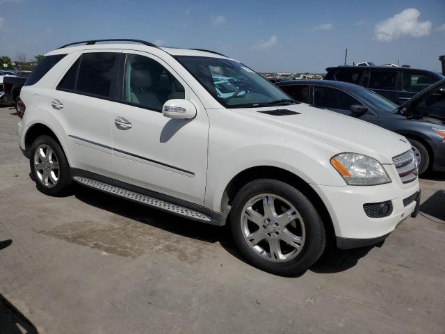 4JGBB86E27A294893 - 2007 MERCEDES-BENZ ML 350 WHITE photo 4