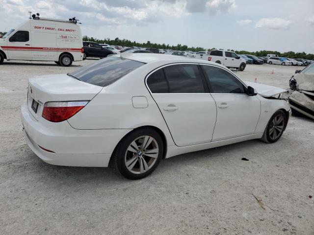 WBANU5C5XAC460410 - 2010 BMW 528 I WHITE photo 3