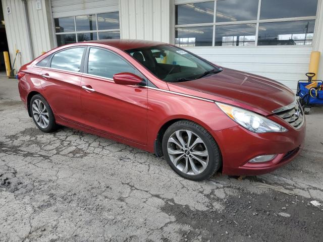 5NPEC4AB2DH767443 - 2013 HYUNDAI SONATA SE RED photo 4