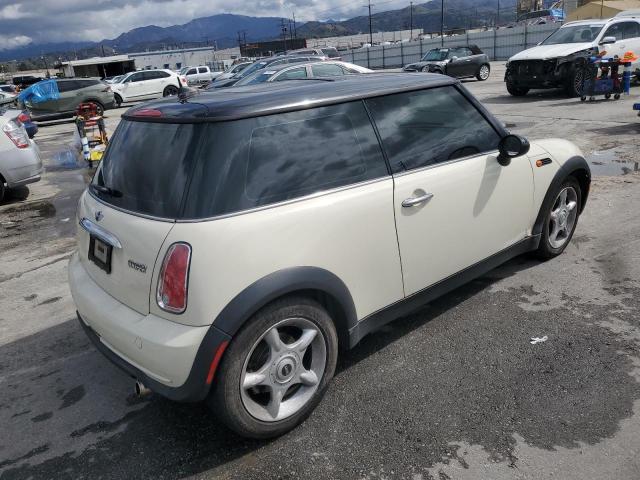 WMWRC335X6TJ79627 - 2006 MINI COOPER CREAM photo 3