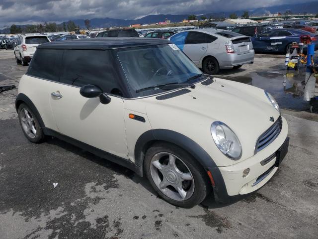 WMWRC335X6TJ79627 - 2006 MINI COOPER CREAM photo 4