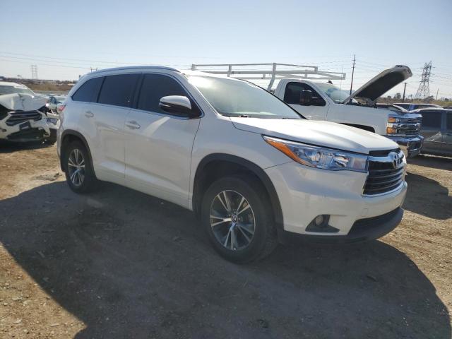 5TDJKRFH0GS317509 - 2016 TOYOTA HIGHLANDER XLE 白色 照片 4