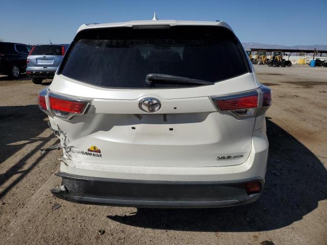 5TDJKRFH0GS317509 - 2016 TOYOTA HIGHLANDER XLE 白色 照片 6