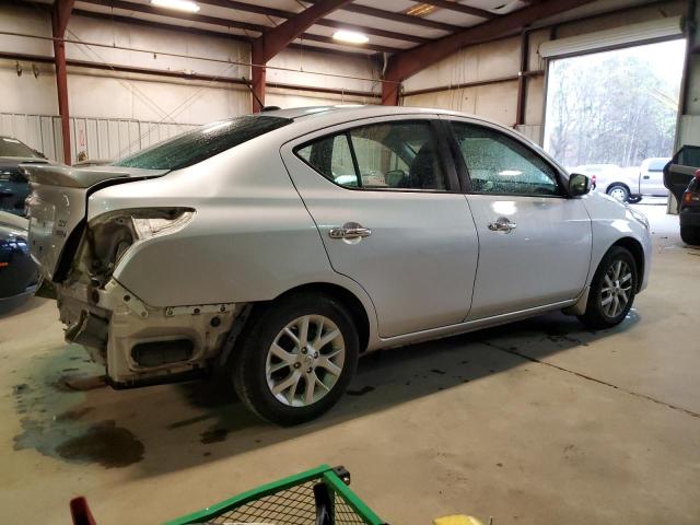 3N1CN7APXJL814912 - 2018 NISSAN VERSA S SILVER photo 3