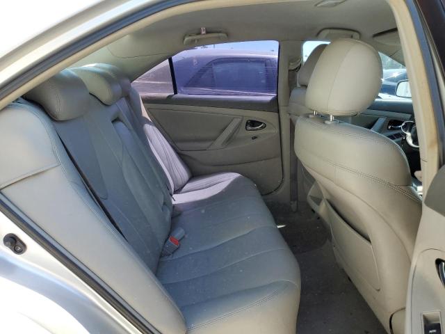 4T4BF3EK5AR019464 - 2010 TOYOTA CAMRY BASE SILVER photo 10