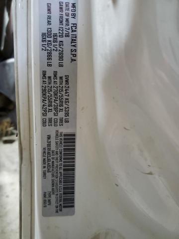 ZFBERFAB3J6L49346 - 2018 RAM PROMASTER 白色 照片 12