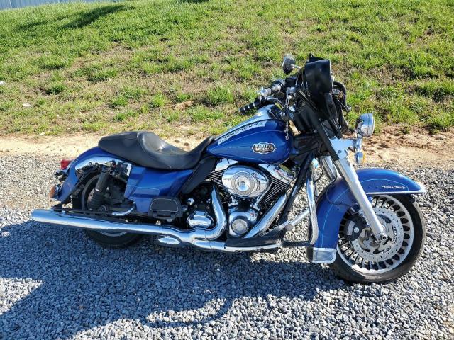 1HD1FC410AB620956 - 2010 HARLEY-DAVIDSON FLHTCU BLUE photo 1