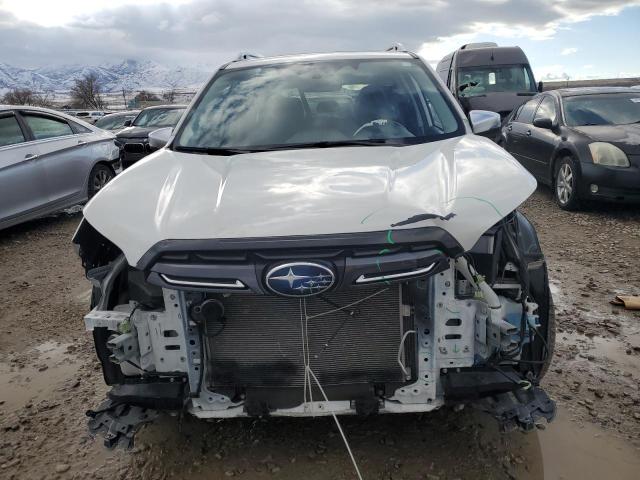 JF2SKARC0NH470013 - 2022 SUBARU FORESTER TOURING 白色 照片 5