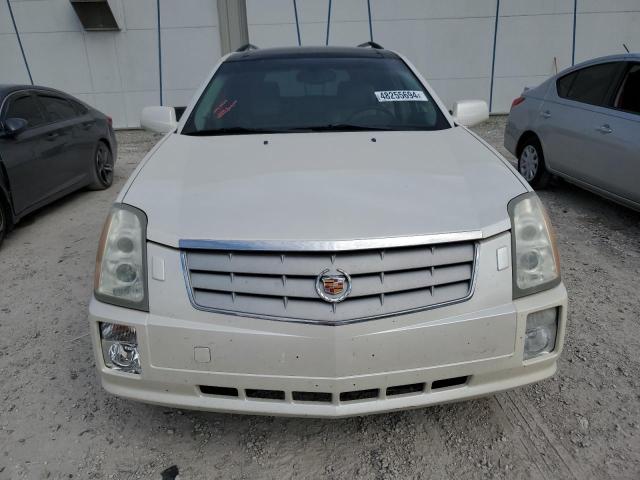 1GYEE63A470172633 - 2007 CADILLAC SRX WHITE photo 5