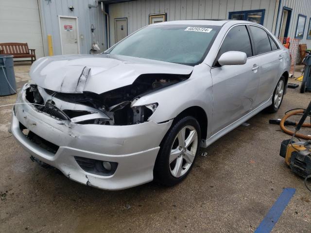 4T1BF3EK0BU218840 - 2011 TOYOTA CAMRY BASE SILVER photo 1