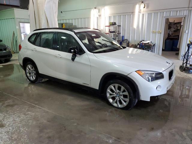 WBAVL1C50EVY24551 - 2014 BMW X1 XDRIVE28I WHITE photo 4