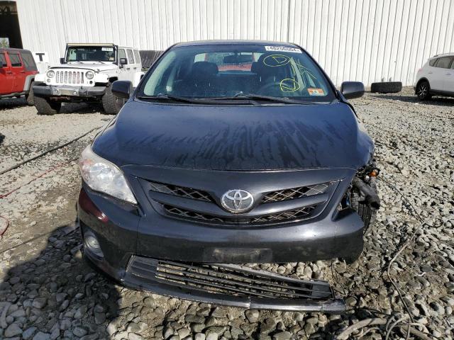 2T1BU4EE4DC121585 - 2013 TOYOTA COROLLA BASE CHARCOAL photo 5