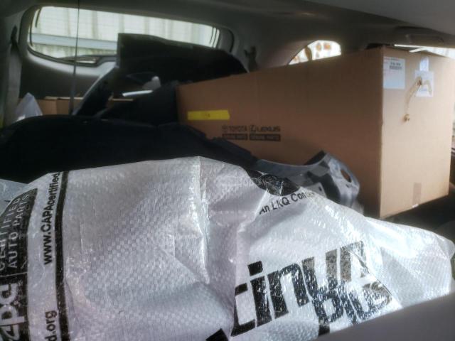 5TDJKRFH9FS218895 - 2015 TOYOTA HIGHLANDER XLE Արծաթագույն լուսանկար 13