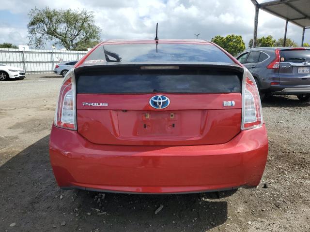 JTDKN3DU5F1927989 - 2015 TOYOTA PRIUS RED photo 6