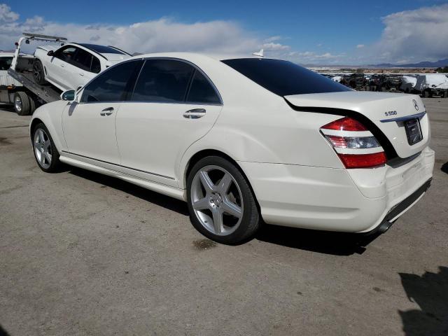 WDDNG71X09A271918 - 2009 MERCEDES-BENZ S 550 WHITE photo 2