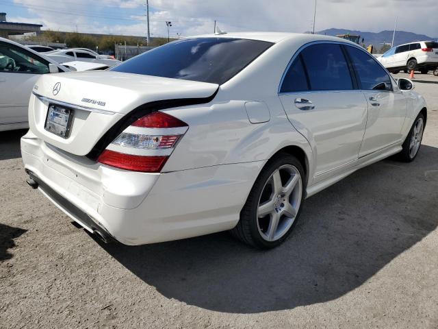 WDDNG71X09A271918 - 2009 MERCEDES-BENZ S 550 WHITE photo 3