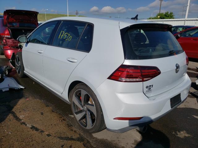 3VW447AU1JM262363 - 2018 VOLKSWAGEN GTI S/SE WHITE photo 3