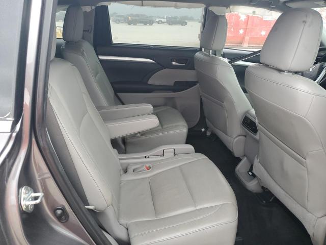 5TDKKRFH0FS075212 - 2015 TOYOTA HIGHLANDER XLE 灰色 照片 11
