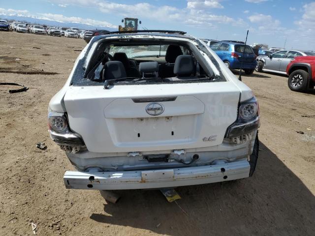 JTKJF5C76GJ017438 - 2016 TOYOTA SCION TC 白色 照片 6