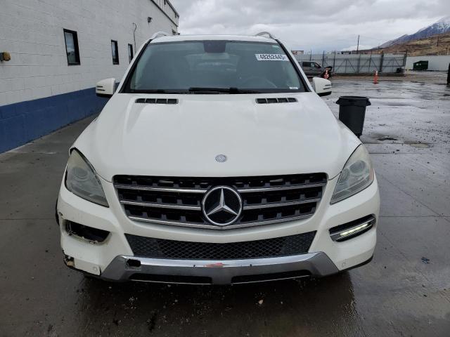 4JGDA5HB3CA050189 - 2012 MERCEDES-BENZ ML 350 4MATIC WHITE photo 5