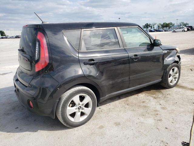 KNDJN2A23J7509185 - 2018 KIA SOUL BLACK photo 3