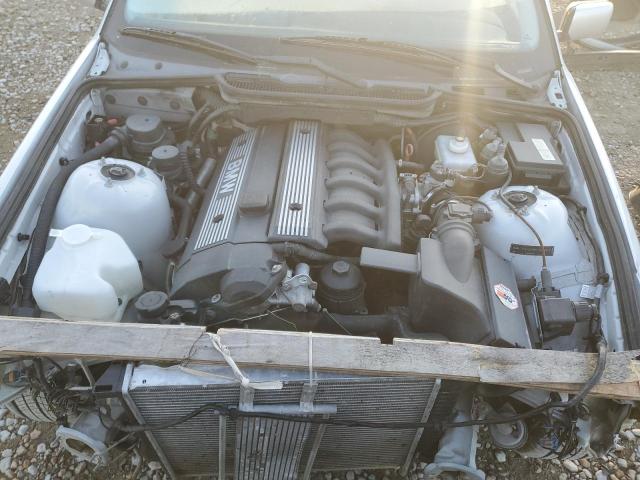 WBACD4328WAV65103 - 1998 BMW 328 I AUTOMATIC SILVER photo 11