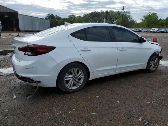 5NPD84LF3KH482065 - 2019 HYUNDAI ELANTRA SEL WHITE photo 3