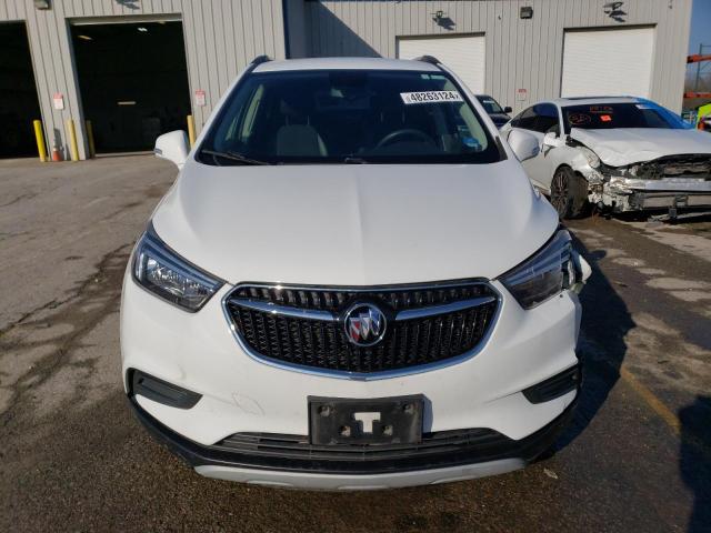 KL4CJASB2JB601425 - 2018 BUICK ENCORE PREFERRED WHITE photo 5