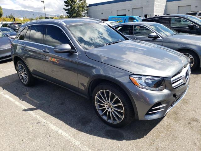 WDC0G4JB9JV066483 - 2018 MERCEDES-BENZ GLC 300 GRAY photo 4