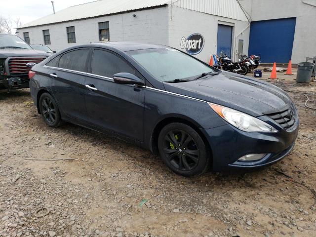 5NPEC4AC2BH305406 - 2011 HYUNDAI SONATA SE BLUE photo 4