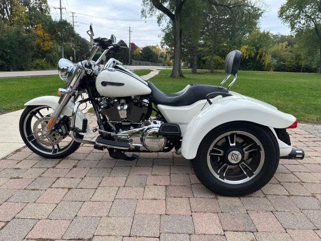 1HD1MCP1XKB859482 - 2019 HARLEY-DAVIDSON FLRT WHITE photo 6