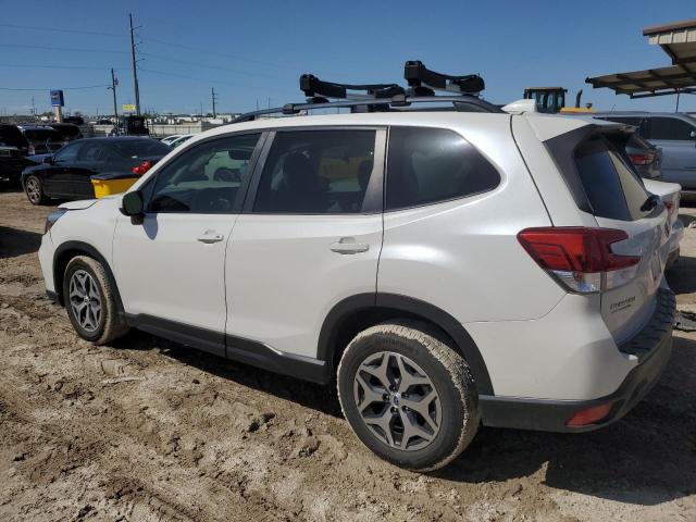 JF2SKAEC9KH411625 - 2019 SUBARU FORESTER PREMIUM WHITE photo 2