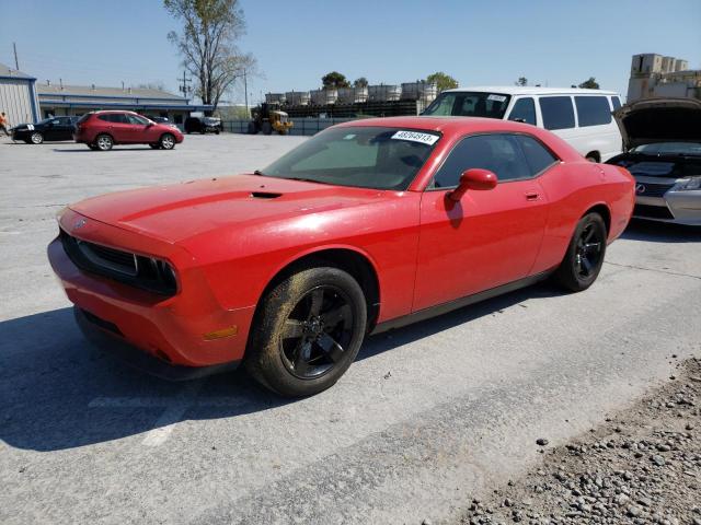 2B3CJ4DV1AH113977 - 2010 DODGE CHALLENGER SE RED photo 1