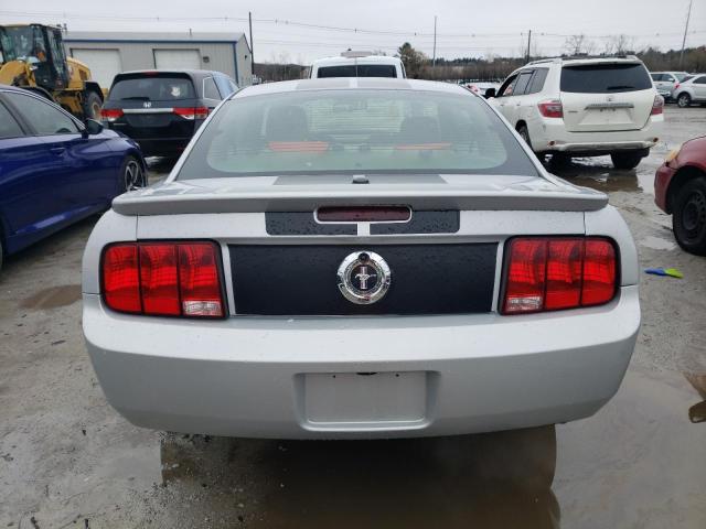1ZVFT80N075364537 - 2007 FORD MUSTANG SILVER photo 6