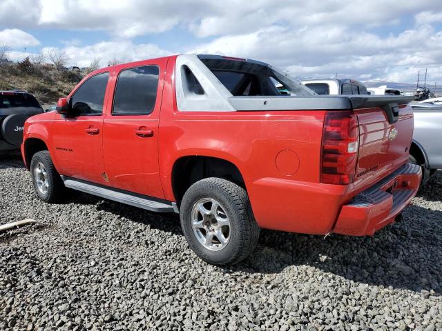 3GNVKEE04AG252005 - 2010 CHEVROLET AVALANCHE LS RED photo 2