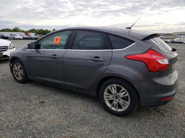 1FAHP3M27CL372228 - 2012 FORD FOCUS SEL GRAY photo 2