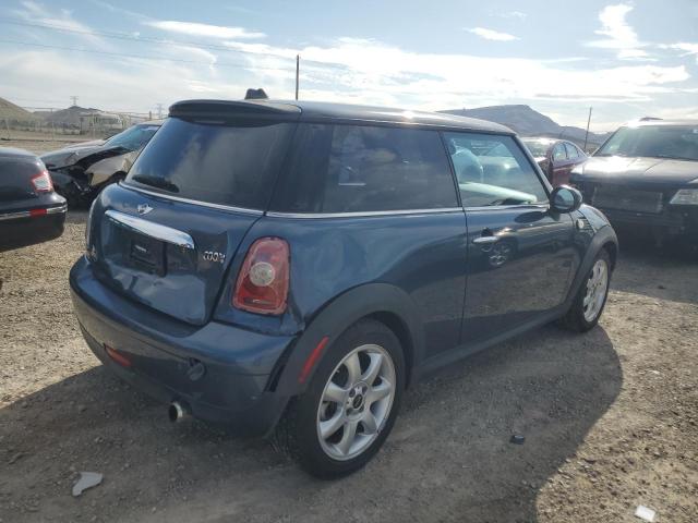 WMWMF3C59ATZ27357 - 2010 MINI COOPER BLUE photo 3