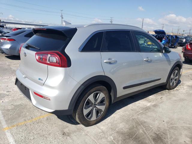 KNDCB3LC8J5207495 - 2018 KIA NIRO FE SILVER photo 3