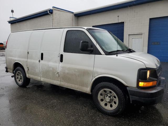 1GCSGAFX2C1115664 - 2012 CHEVROLET EXPRESS G1 WHITE photo 4