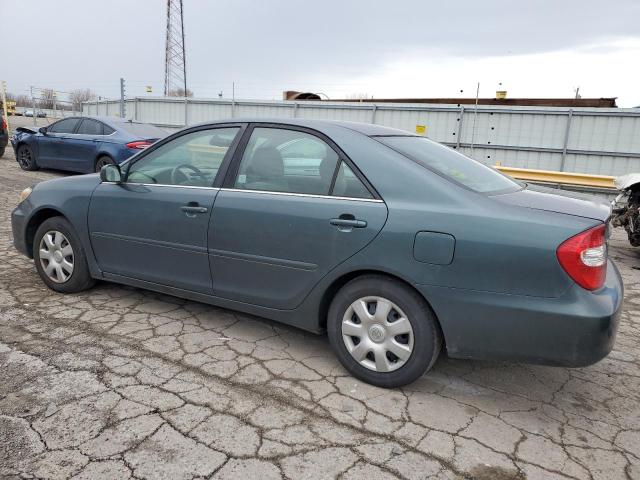 4T1BE32K02U589875 - 2002 TOYOTA CAMRY LE GREEN photo 2